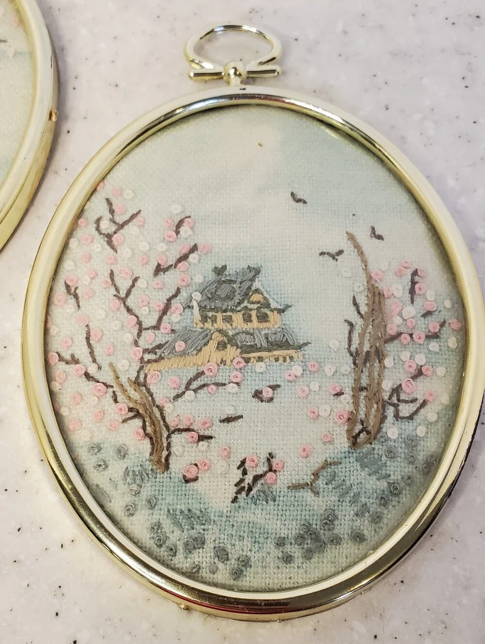 Vintage Asian Embroidered Wall Hanging Set Pagoda Cherry Blossom Gold Frame 5x3.